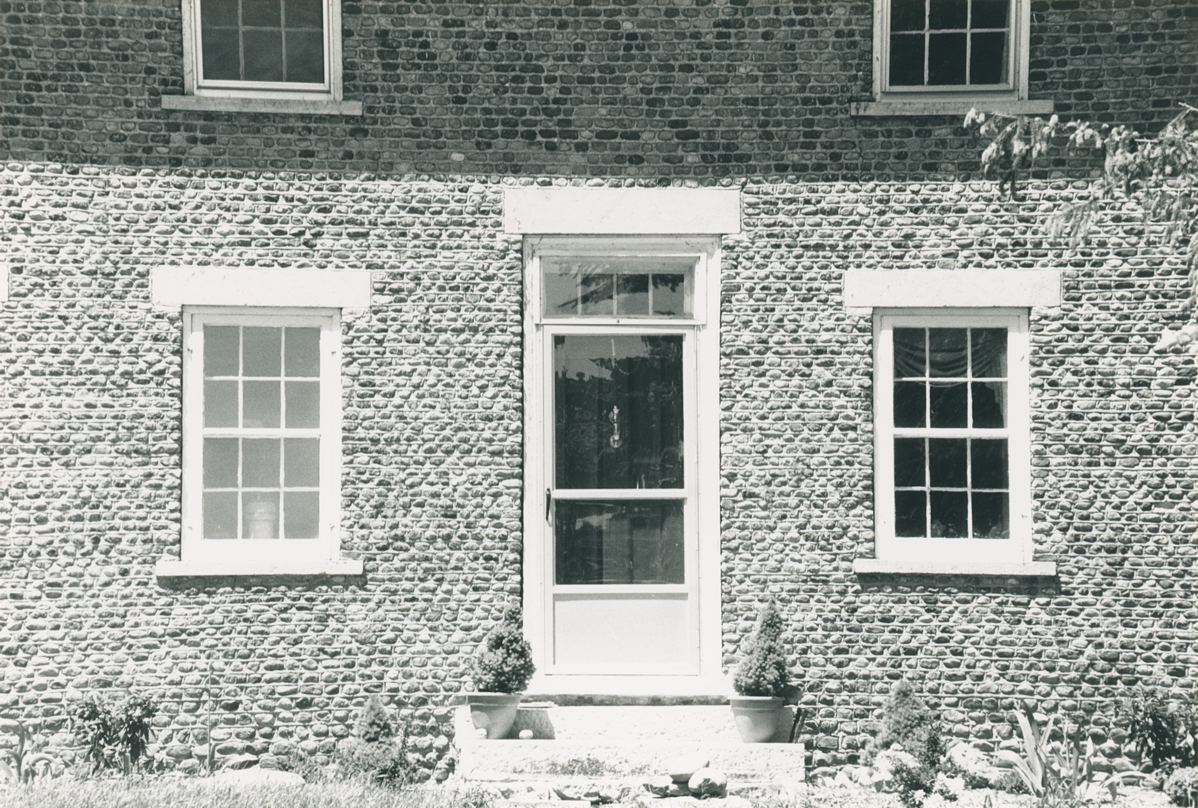 Rig-4 835 Hosmer Rd 3